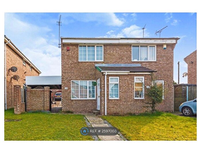 2 Bedroom Semi-Detached House To Rent In Fleming Way, Flanderwell, Rotherham, S66
