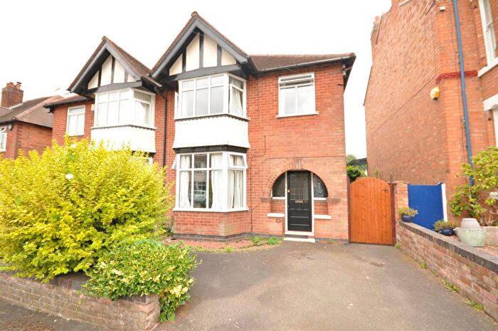 3 Bedroom Semi Detached House To Rent In Acacia Road, Leamington Spa, CV32