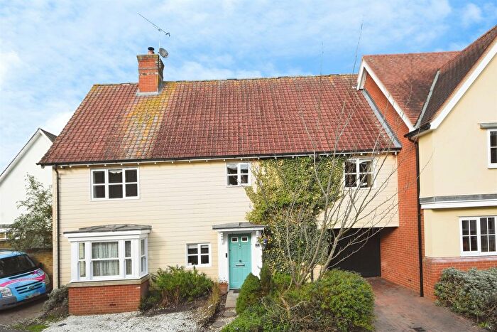4 Bedroom Link Detached House For Sale In Brickbarns, Great Leighs, Chelmsford, CM3