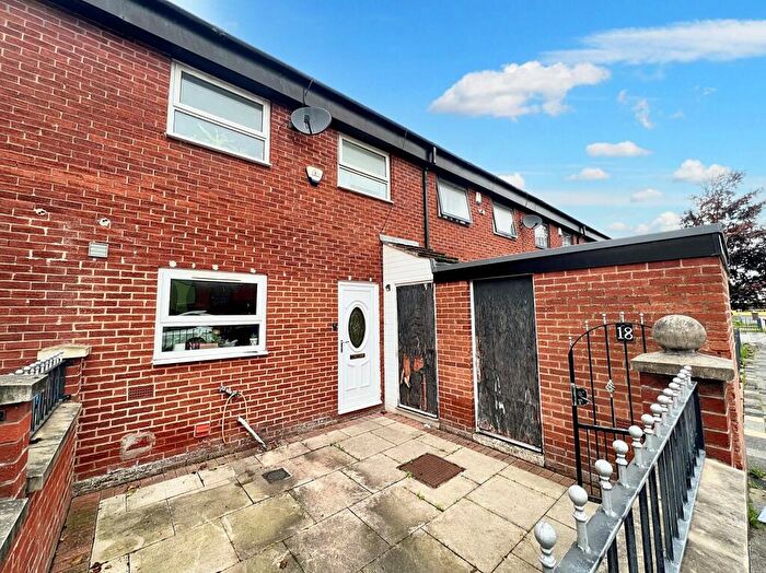 4 Bedroom Terraced House For Sale In Ewart Avenue, Salford, M5