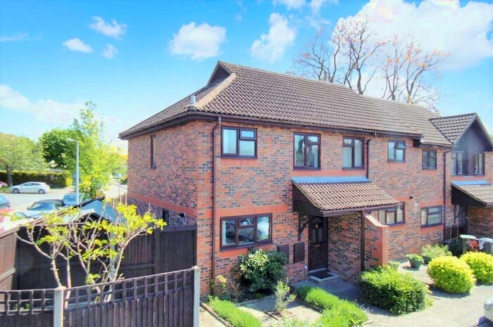 2 Bedroom End Of Terrace House To Rent In Rectory Court, High Street, Sandy, Bedfordshire, SG19