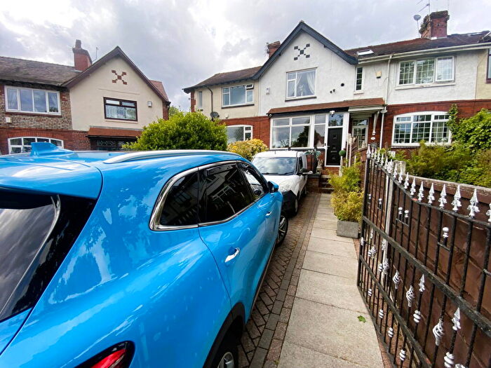 2 Bedroom Town House For Sale In Green Lane, Garden Suburbs, Oldham, OL8