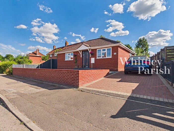 2 Bedroom Bungalow For Sale In Francis Road, Long Stratton, Norwich, NR15