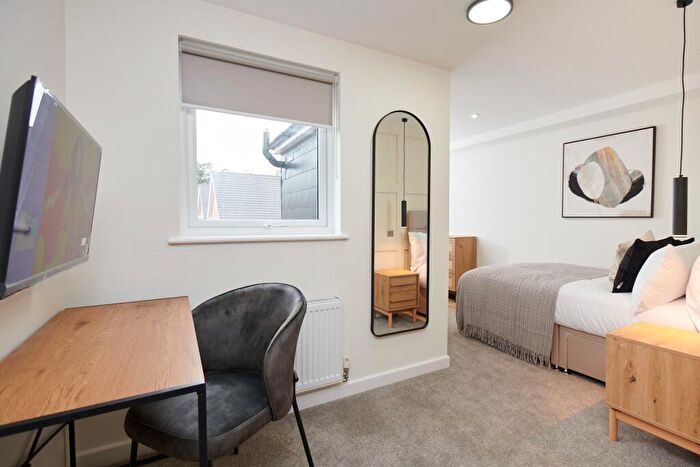 Terraced House To Rent In Room, Lord Haddon Road, DE7