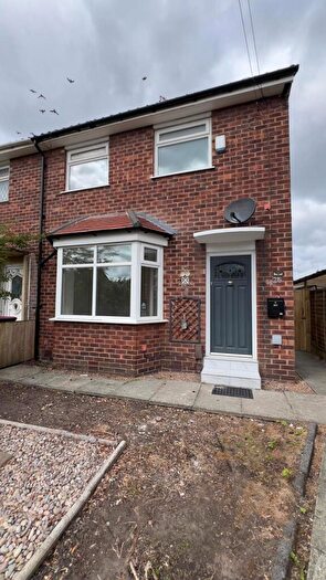 2 Bedroom House To Rent In Yewdale, Clifton, M27