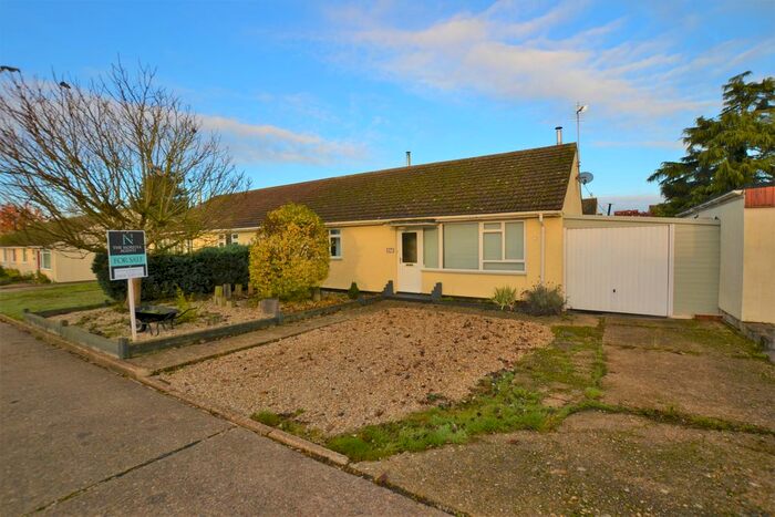 3 Bedroom Semi-Detached Bungalow For Sale In Oakdene, Wicken Green Village, Fakenham NR21