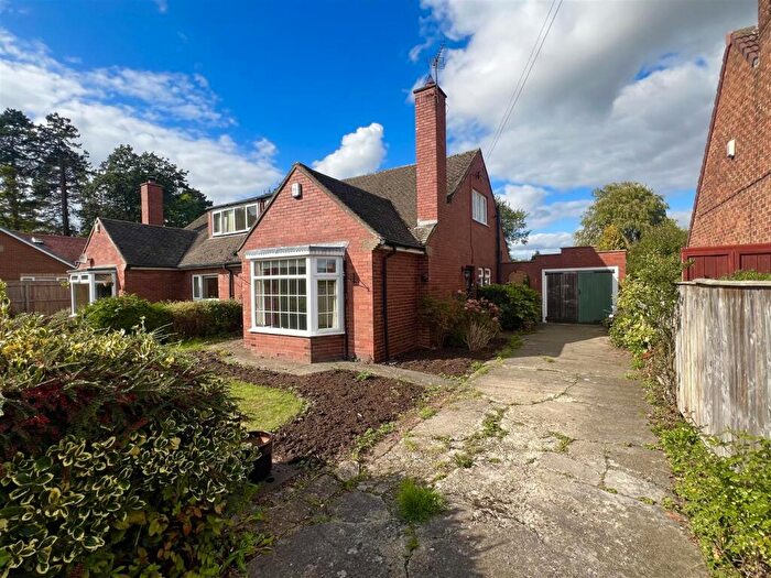3 Bedroom Semi-Detached House For Sale In St. Annes Gardens, Middleton St. George, Darlington, DL2