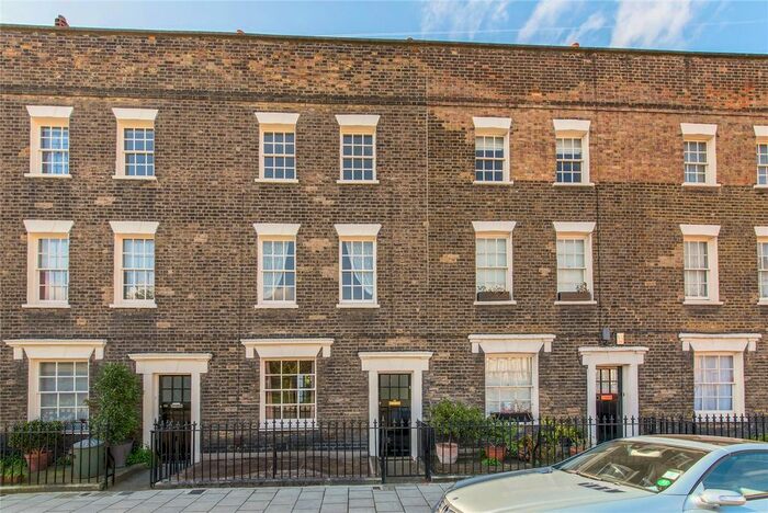 3 Bedroom Terraced House To Rent In Walcot Square, Lambeth, London, SE11