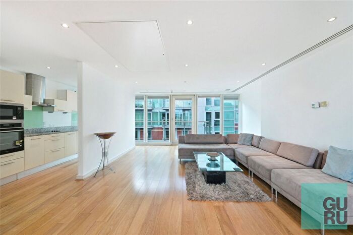 2 Bedroom Flat To Rent In Albert Embankment, London, Salamanca Place, SE1