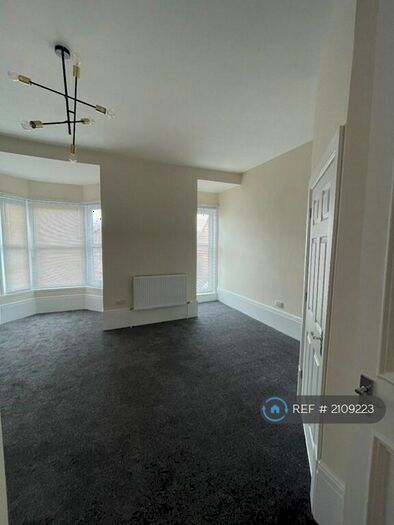 4 Bedroom Terraced House To Rent In Osborne Place, Dundee, DD2