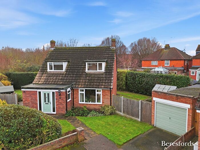 3 Bedroom Chalet For Sale In Kings Meadow Road, Colchester, CO1