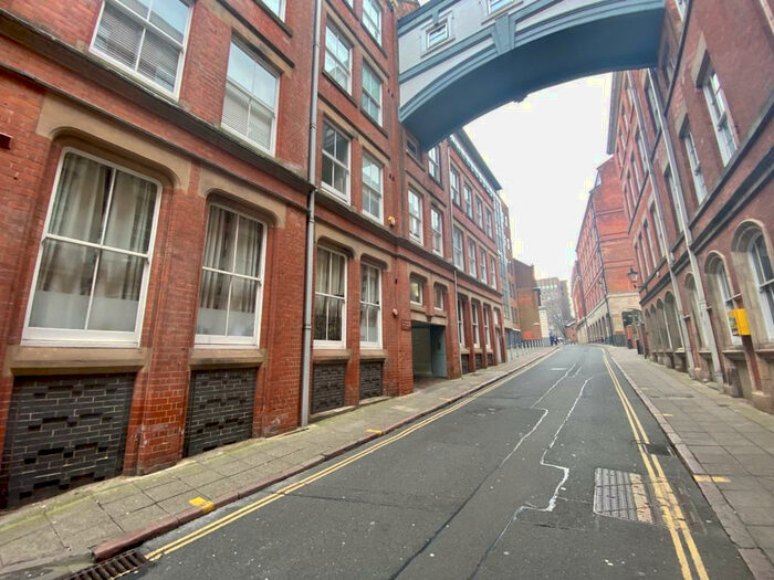 2 Bedroom Apartment To Rent In Drapers Bridge, Hounds Gate, NG1