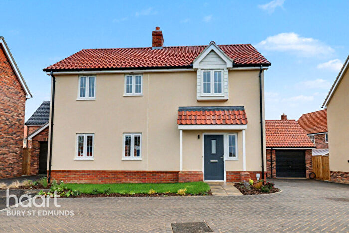 4 Bedroom Detached House For Sale In Baker Road, Bacton, Stowmarket, IP14