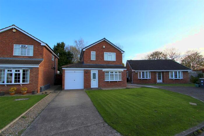 3 Bedroom Detached House To Rent In Southwell Green, Darlington DL1