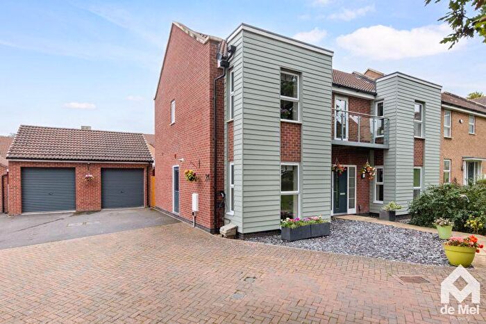 4 Bedroom Detached House For Sale In Birdlip Road, Cheltenham, Gloucestershire, GL52