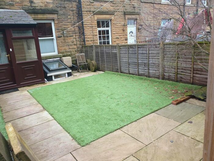 2 Bedroom Terraced House To Rent In High Street, Hanging Heaton, Batley WF17