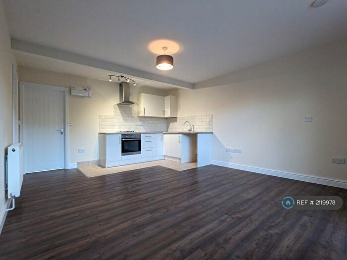 1 Bedroom Flat To Rent In Alvechurch Road, Birmingham, B31