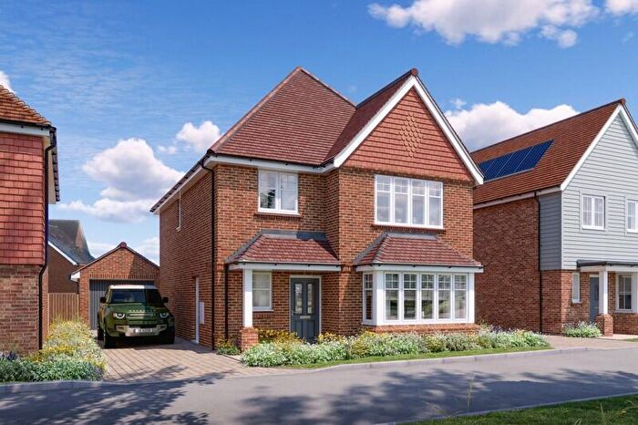 4 Bedroom Detached House For Sale In Hitches Lane, Crookham Village, Fleet, GU51