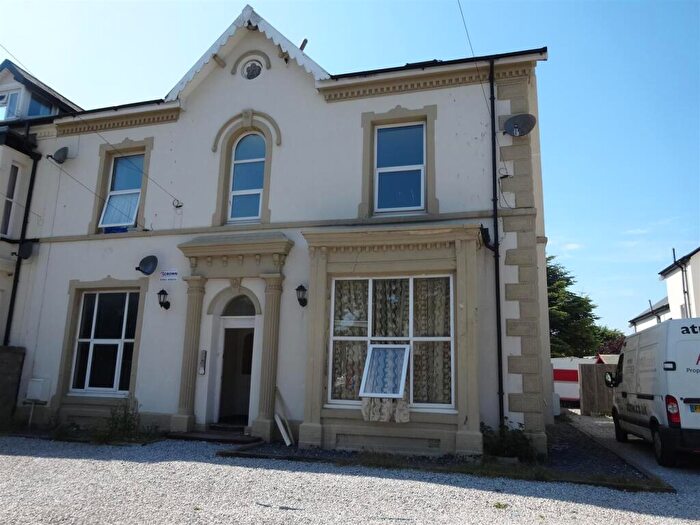 2 Bedroom Apartment To Rent In Brighton Road, Rhyl, LL18