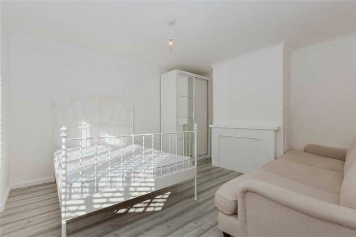 4 Bedroom Property To Rent In Frampton Crescent, Bristol BS16