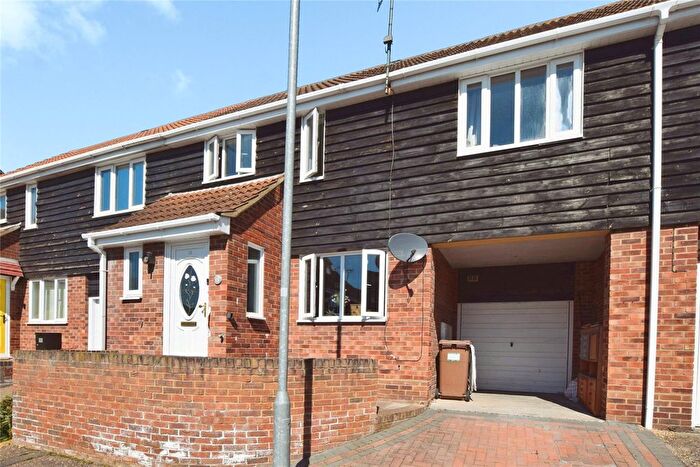 3 Bedroom Terraced House For Sale In Fremantle Close, South Woodham Ferrers, Chelmsford, Essex, CM3