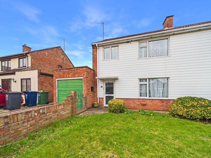 3 Bedroom Semi-Detached House For Sale In Fairey Avenue, Godmanchester, Cambridgeshire., PE29