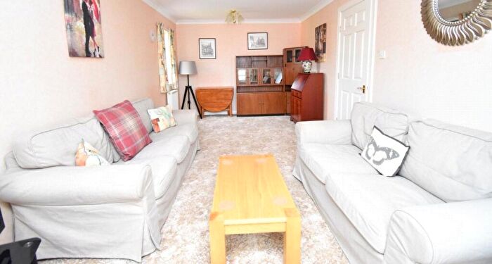 2 Bedroom Flat To Rent In Liberton Place, Liberton, Edinburgh, EH16