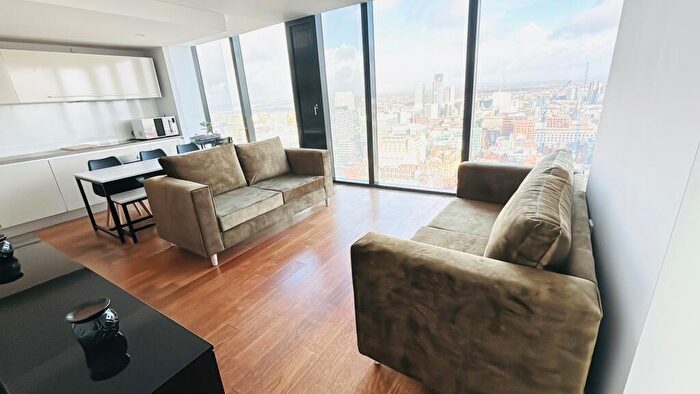 2 Bedroom Flat To Rent In Beetham Tower, Deansgate, M3