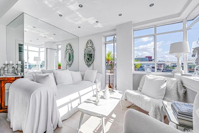 1 Bedroom Flat To Rent In Prince Albert Road, London, NW8