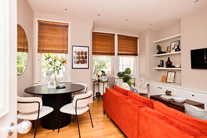 2 Bedroom Flat To Rent In Despard Road, London, N19