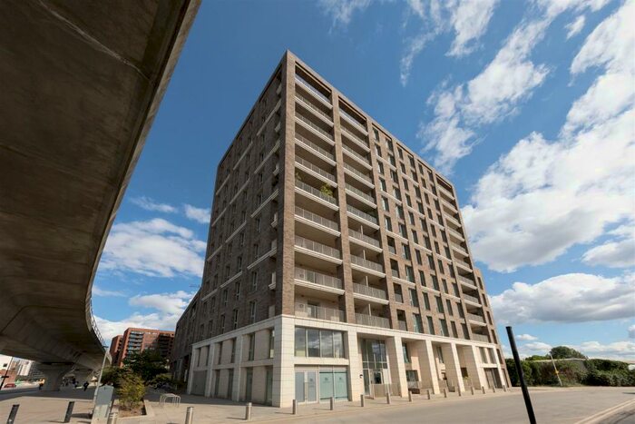 2 Bedroom Apartment To Rent In Knights Road, Royal Docks, E16