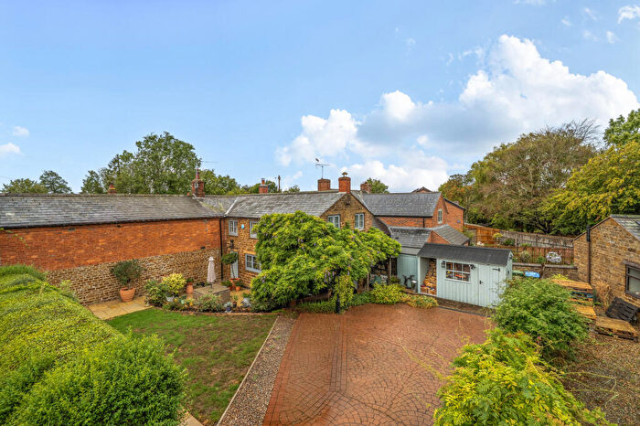 3 Bedroom Cottage For Sale In Keys Lane, Priors Marston, CV47