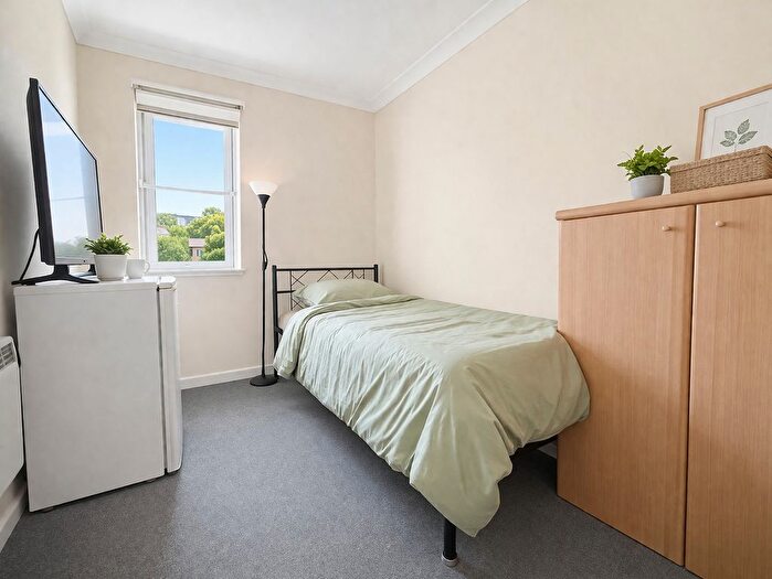 2 Bedroom Flat To Rent In Colchester, Essex, CO1