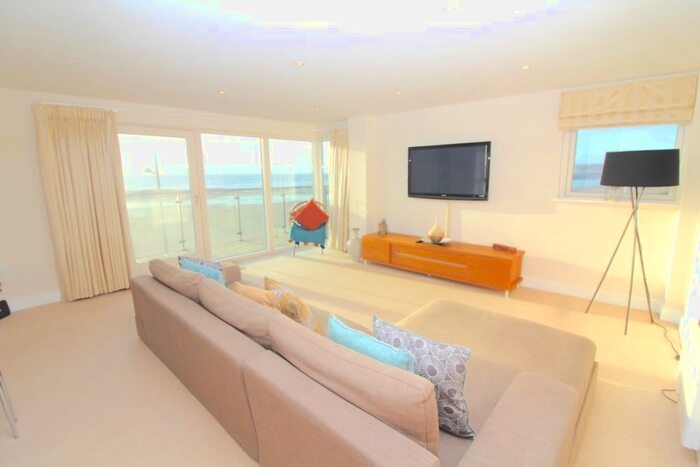 2 Bedroom Flat To Rent In Trawler Road, Maritime Quarter, Swansea, SA1