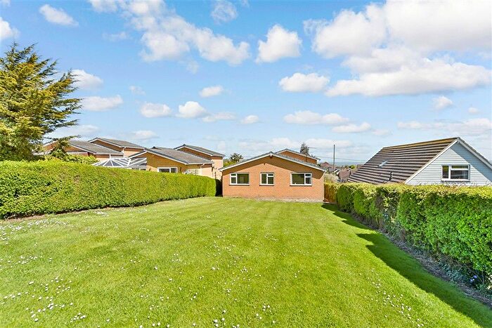3 Bedroom Detached Bungalow For Sale In Thorn Hill Road, Warden, Sheerness, Kent, ME12