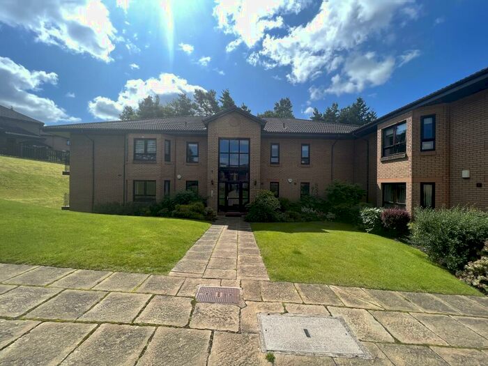 2 Bedroom Flat To Rent In Henderland Road, G61