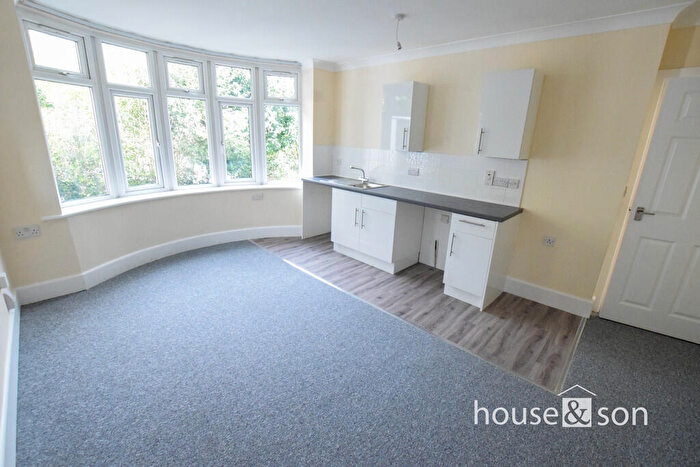 4 Bedroom Detached House For Sale In Suffolk Road, West Cliff, Bournemouth, BH2