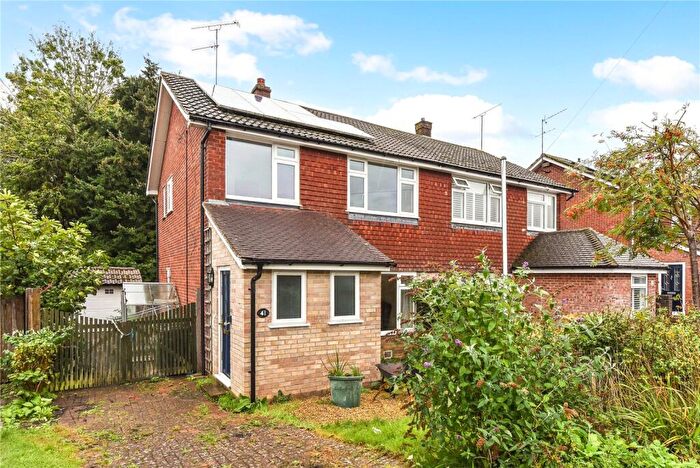 3 Bedroom Semi-Detached House For Sale In Rushfield Road, Liss, Hampshire, GU33