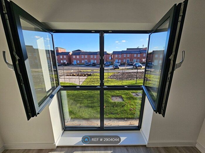 2 Bedroom Flat To Rent In Fox House, Derby, DE1