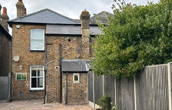 2 Bedroom Semi-Detached House To Rent In Sowell Street, Broadstairs, Kent, CT10