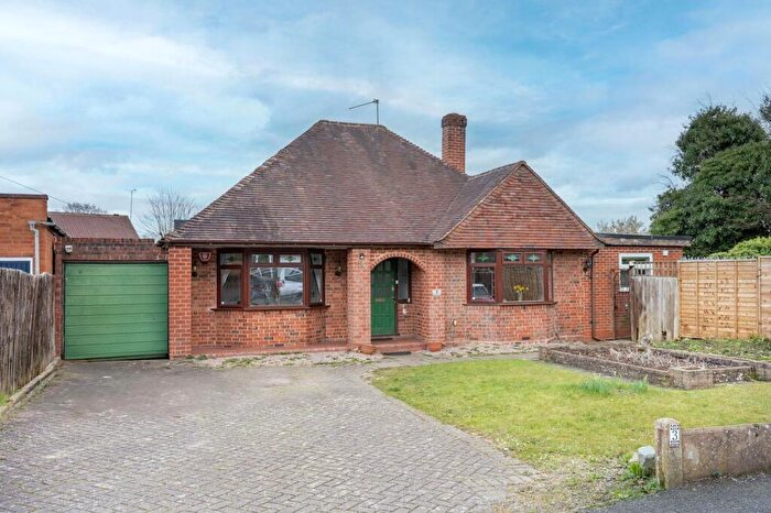 3 Bedroom Detached Bungalow For Sale In Snake Lane, Alvechurch, B48