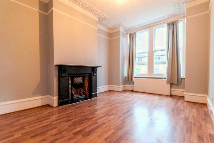1 Bedroom Apartment To Rent In Cheverton Road, London, N19