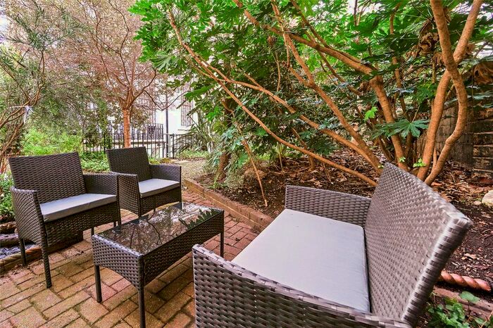 2 Bedroom Flat To Rent In Boltons Place, South Kensington, SW5
