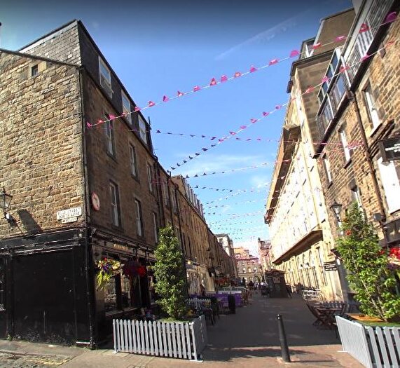 2 Bedroom Flat To Rent In Rose Street South Lane, Edinburgh, EH2