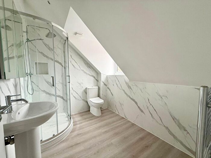 1 Bedroom Flat To Rent In Creswell House, Rose Valley, Brentwood, CM14