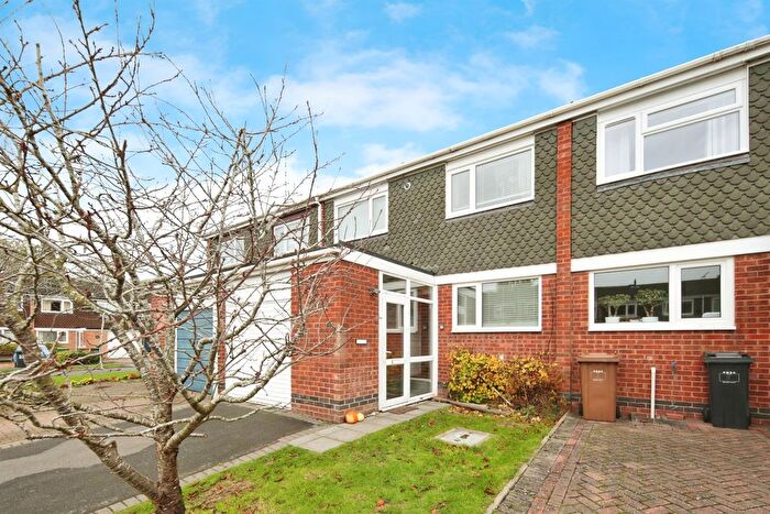 3 Bedroom Terraced House For Sale In Arden Close, Balsall Common, Coventry, CV7