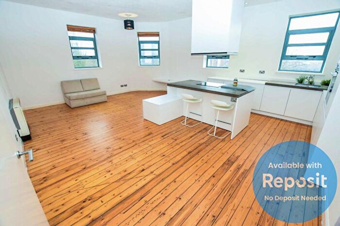 2 Bedroom Flat To Rent In Tobacco Factory Phase, Ludgate Hill, Noma, Manchester, M4