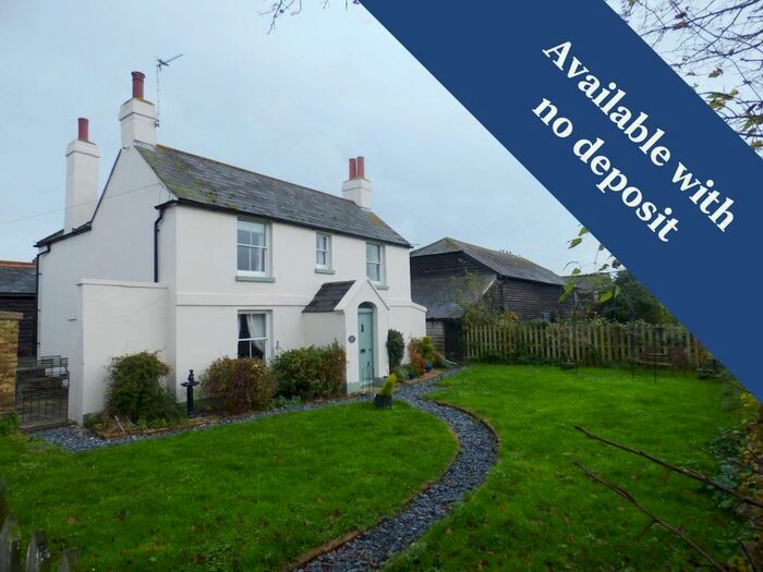 4 Bedroom Detached House To Rent In Dover Road, Sandwich, CT13