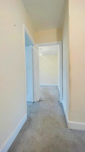 2 Bedroom Flat To Rent In Lea Bridge Road, London, E10