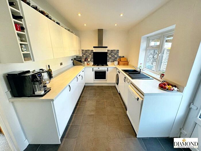 2 Bedroom Terraced House For Sale In Broad Lane, Tiverton, Devon, EX16
